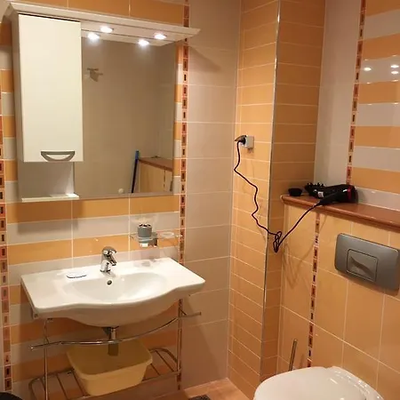 Private In Emerald Appartement *